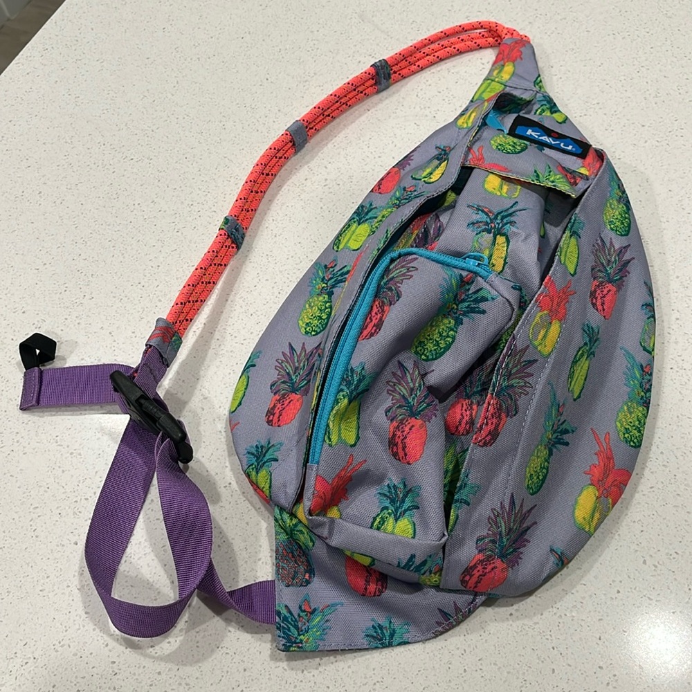 Kavu backpack 🍍